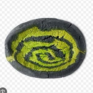 Lush Witchy Woo Bubble Bar